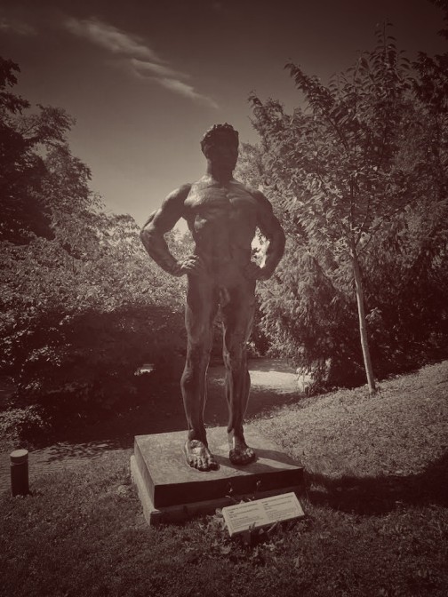 La Statue Athlètes antiques-Musse Olympique Lausanne-Suisse